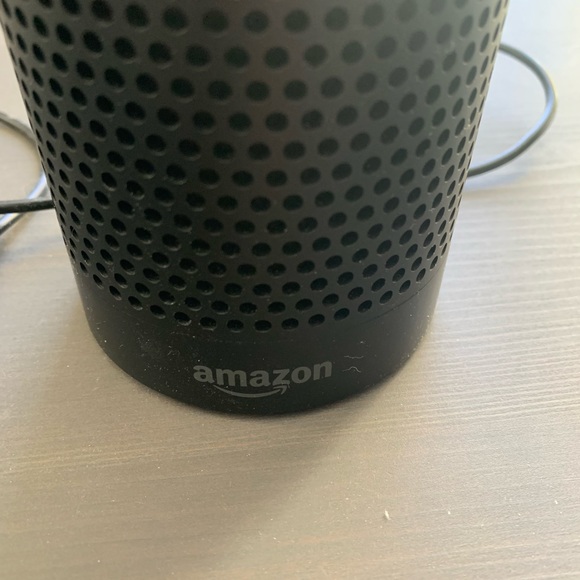 Amazon Alexa Echo - 1st Edition - Picture 4 of 5